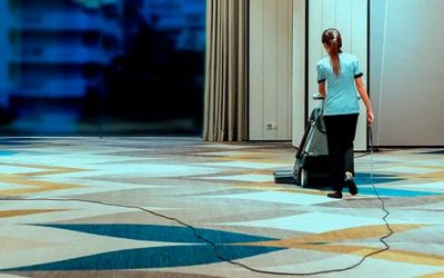 Pourquoi le nettoyage de moquettes en entreprise est indispensable pour la santé au travail ?